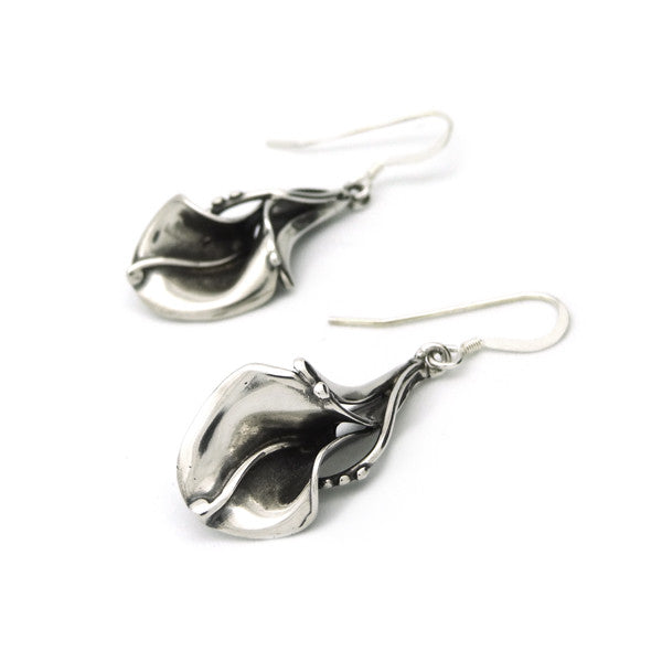 Beautiful silver lily inspired earrings in an Art Nouveau style