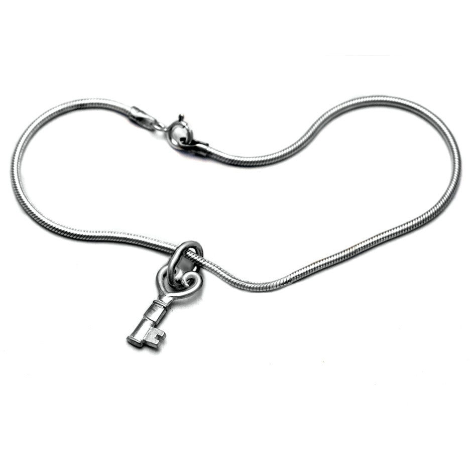silver snake chain with stylised heart ended key charm