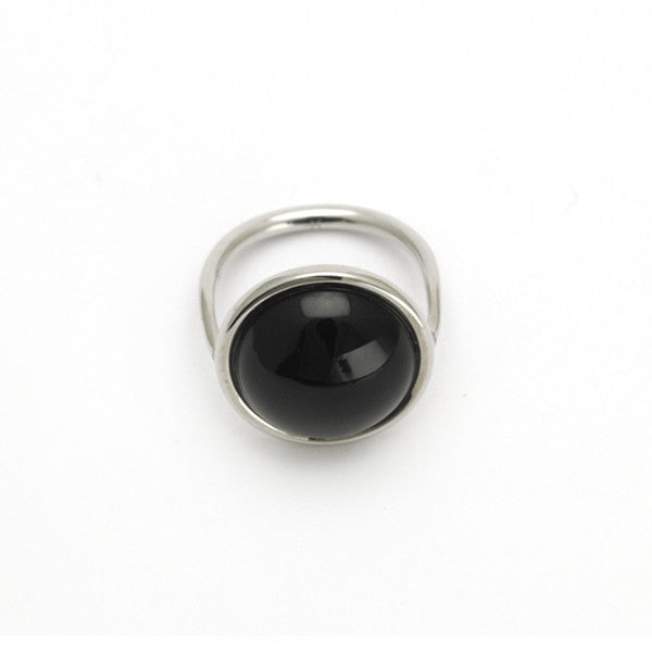 Classic black onyx Calvin Klein ring with vintage retro feel